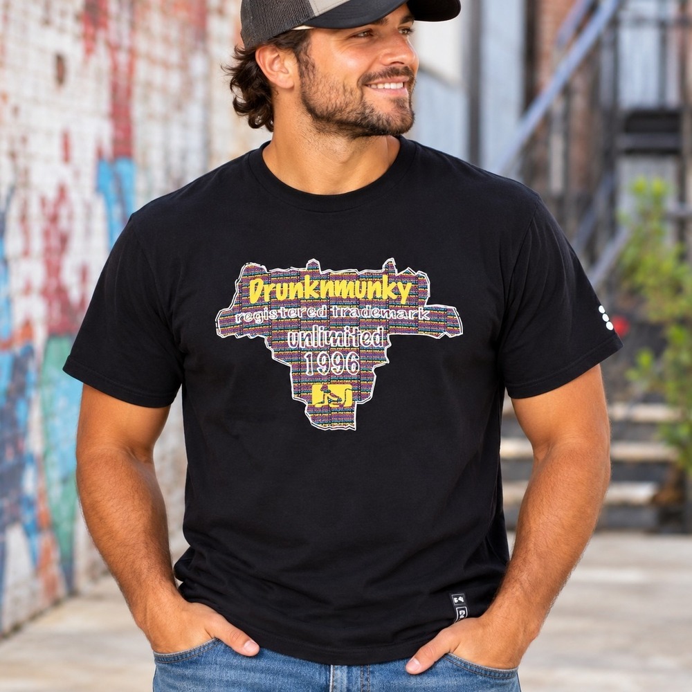 Drunknmunky Black Graphic T-Shirt Men's Large 1996 Urban Skater Streetwear Indie